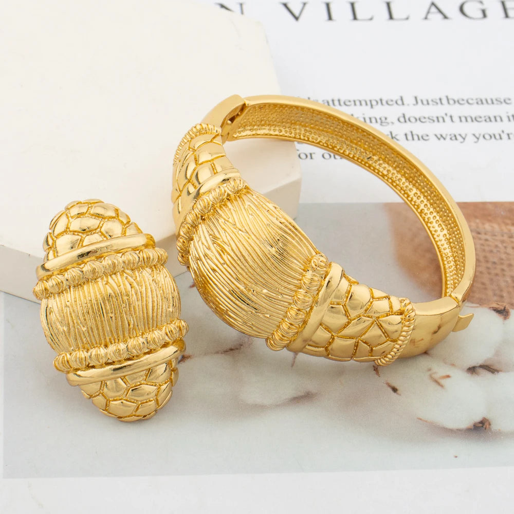 Trend Bridal Jewelry Set for Women Dangle Earrings and Pendant Necklace Gold Color Bangle Ring Set for Engagement Party Jewelry