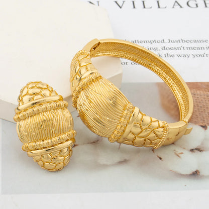 Trend Bridal Jewelry Set for Women Dangle Earrings and Pendant Necklace Gold Color Bangle Ring Set for Engagement Party Jewelry