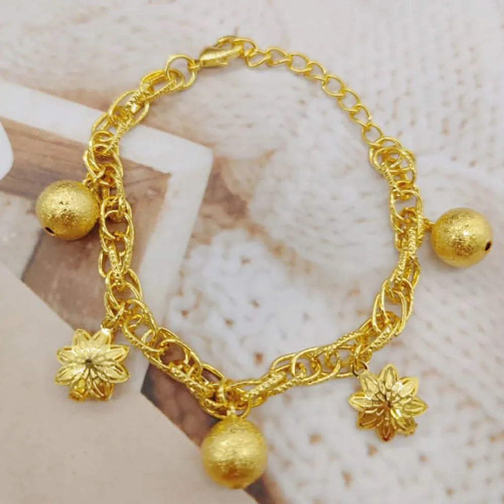 Simple Gold Color Bracelets Luxury Jewellery Women's High Quality Bracelet Non-fading Hand Jewelry Handmade Link Chain bts
