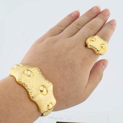 YM Jewelry Fashion Woman Necklace Jewelry Set 18k Gold Plated Pendant Wedding Party Earring Ring Bangle Wedding Jewelry Accessor