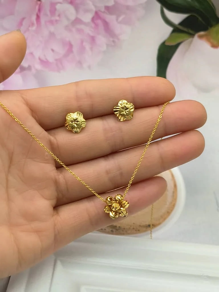 France Exquisite Gold Color  Women Jewelry Africa Urban Beauties Stainless Steel Pendant Necklace Earring Set Party Daily Gifts