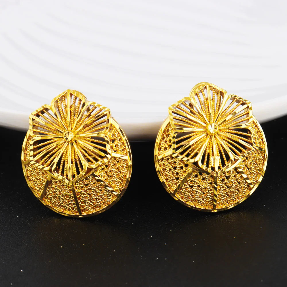 Delicate gold-tone floral necklace & drop earrings set, Indian-inspired filigree, lightweight alloy, Dubai chic for party evenin