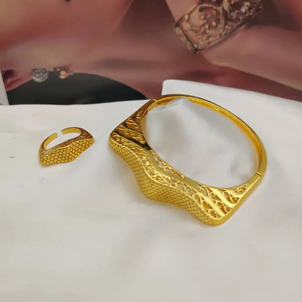 Dubai Gold Color Bangle and Ring Set for Party Bohemia Design Hand Bracelet and Finger Ring 2Pcs Set for Engagement Party Gifts