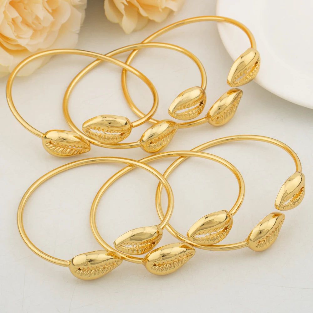Simple Vintage Water Drop Open Cuff Bangles for Women 2025 Trend Shell Jewellery Geometric Arm Bracelet Aesthetic Jewelry Gifts