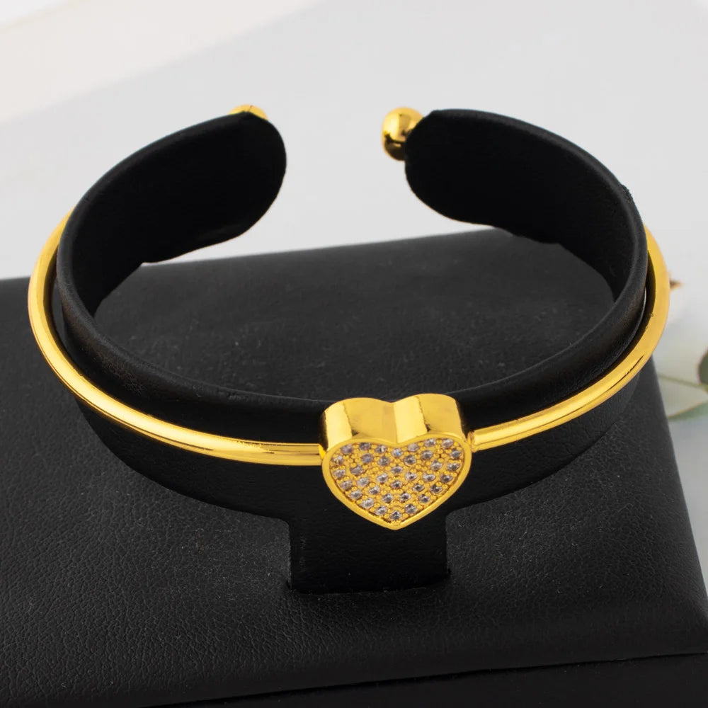 Hot New Fashion Adjustable Crystal Love With Heart-Shaped Bracelet Charm Bangles For Women's Daily Wear Jewelry Gifts