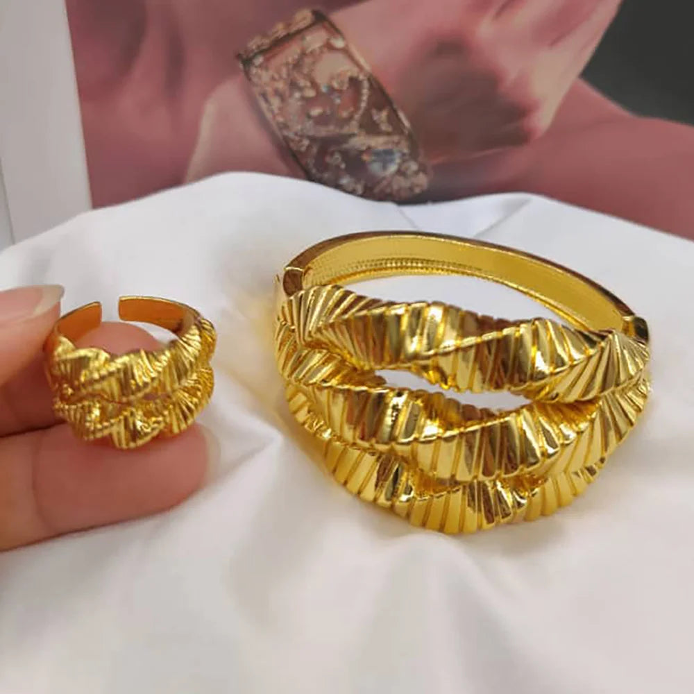 Luxury Gold Color Bangle with Ring Set for Women African Cuff Bangle and Finger Ring 2Pcs Set for Engagement Party Jewelry Gift