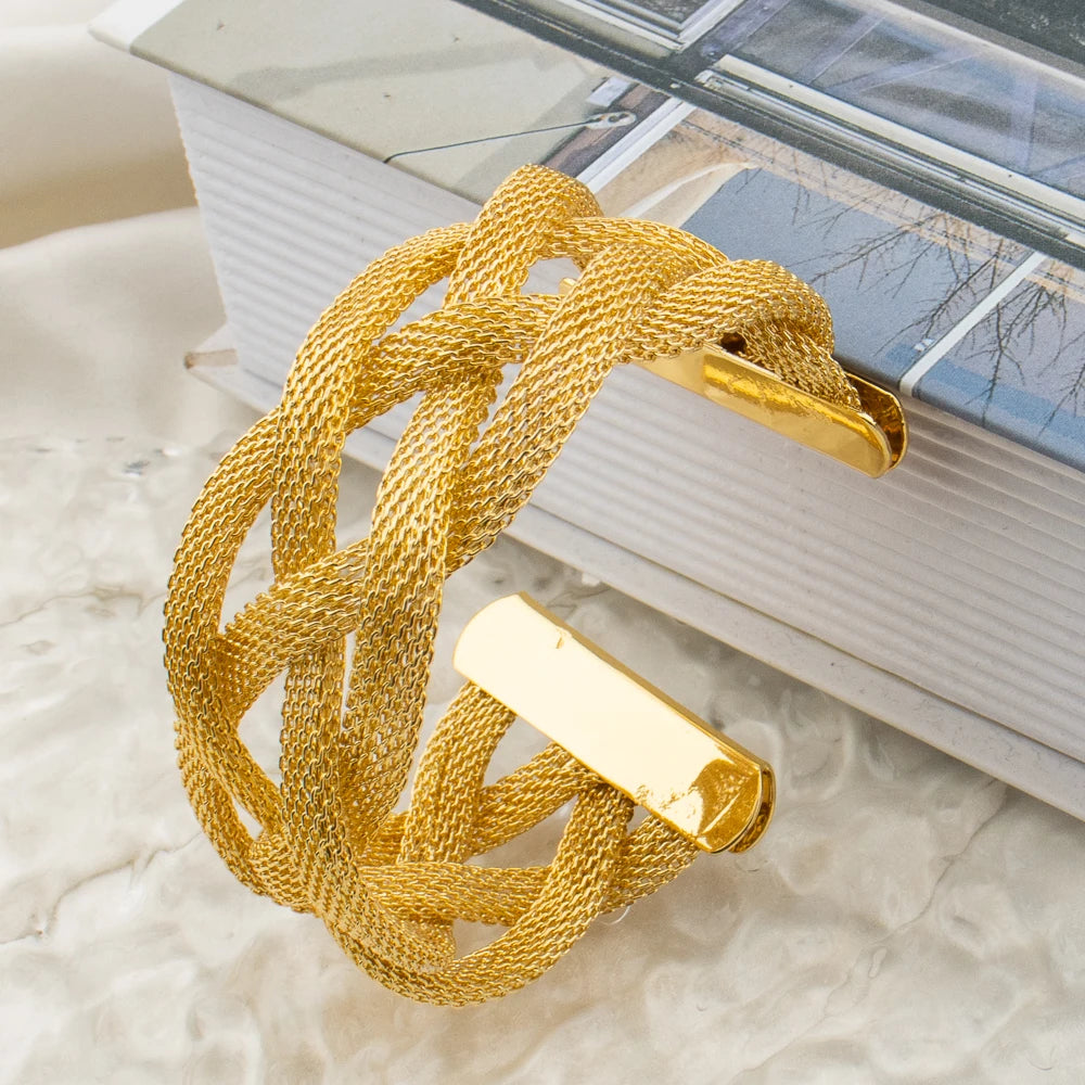 Color Dubai Cuban Bangle for Women, Classic Rust-Proof Large Chain Bracelet, New Design Wrist Jewelry Party Gift, Elega