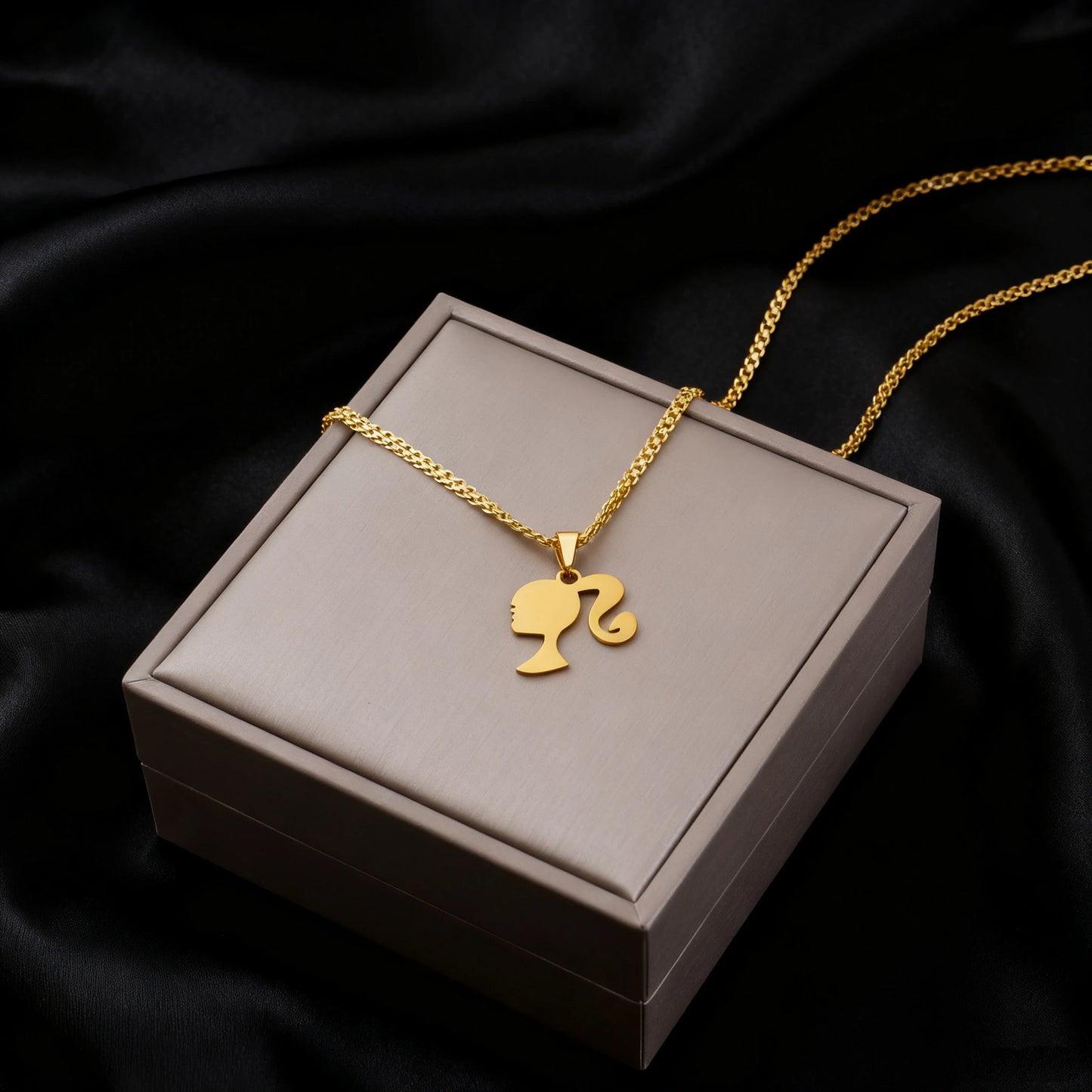 luxury stainless gold letter necklace for women high quality stainless steel Minimalist letters for necklace Daily wear Gift