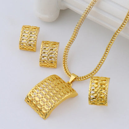 New Dubai African Jewelry Set Luxury 24K Gold Color girls jewelry set for Women Waterproof Beach Party Jewelry Summer