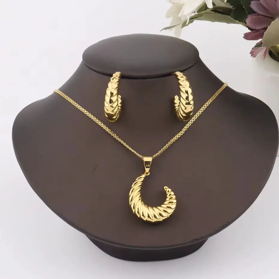 Dubai Crescent Moon Earrings & Necklace Set for Women, Luxury Wedding Party Gift, Trendy Jewelry Women Set