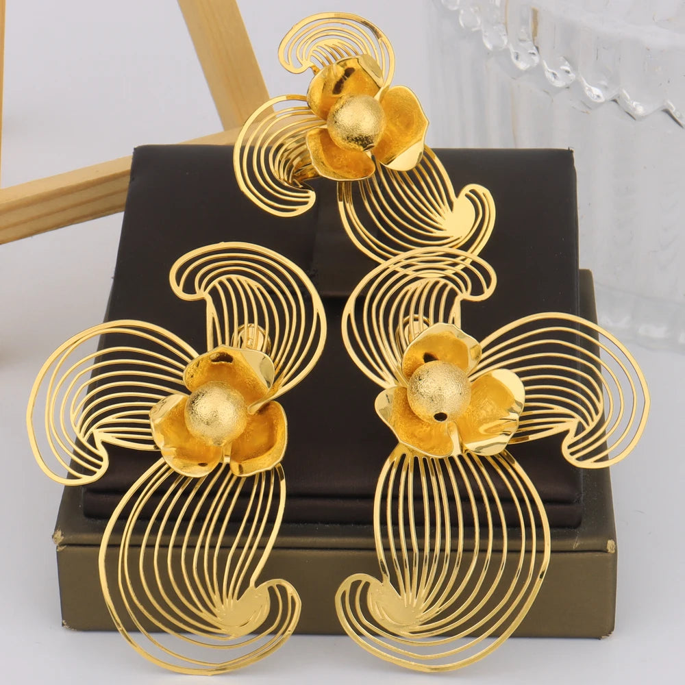 18K Gold Plated Vintage Flower Hollow Earrings & Ring Set, France Style Jewelry Gift for Women, Valentine's Day Party Accessorie