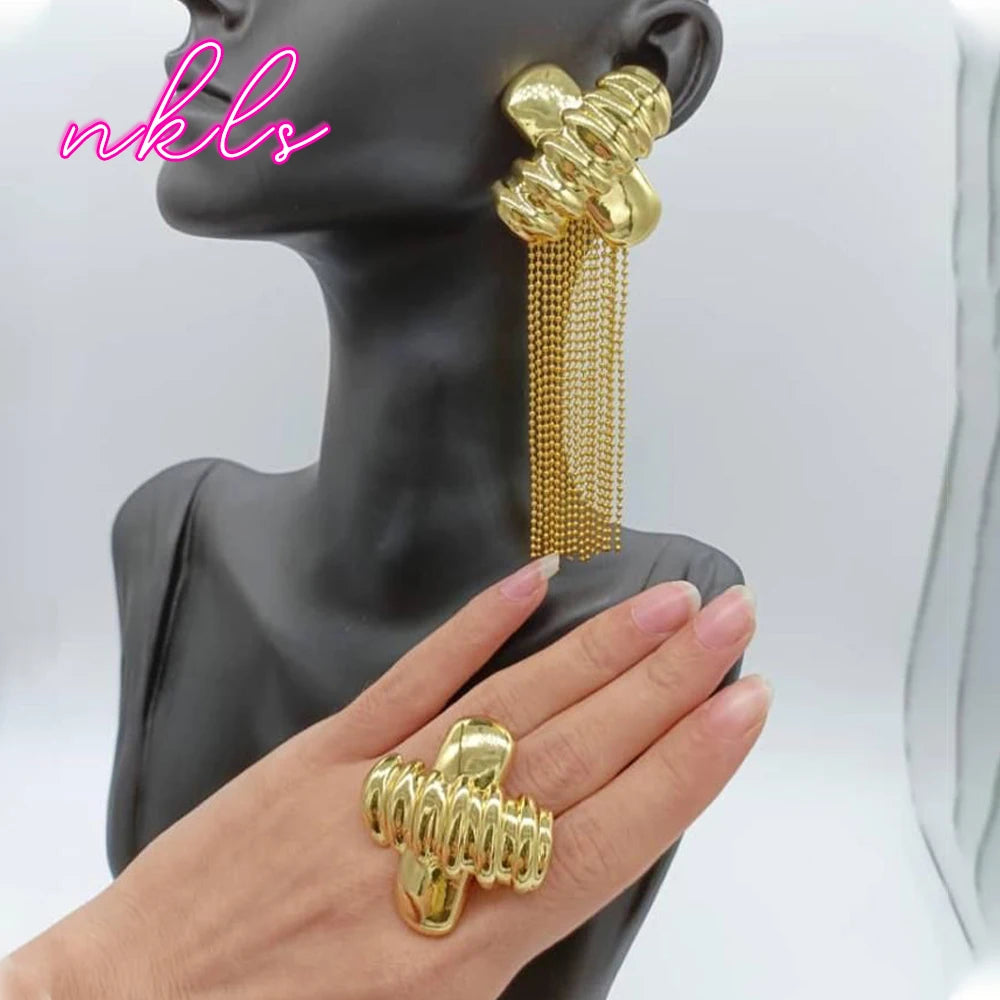 Fashion Ladies Tassel Earrings with Ring Set Trendy Dubai Color Jewelry Set Classic Copper Alloy Metal Jewelry Accessory