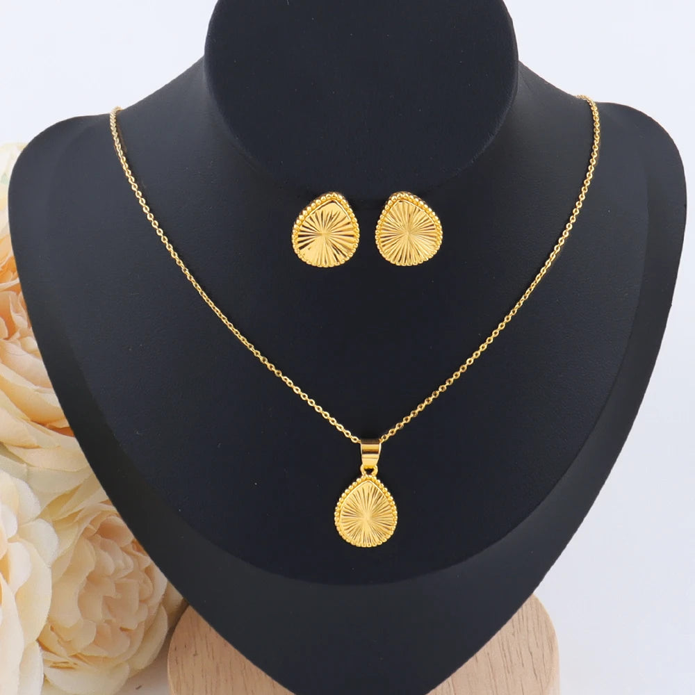 Vintage Oval Pendant Necklace & Earring Set for Women – Stainless Steel Aesthetic Jewelry Gift for Wedding Summer BFF