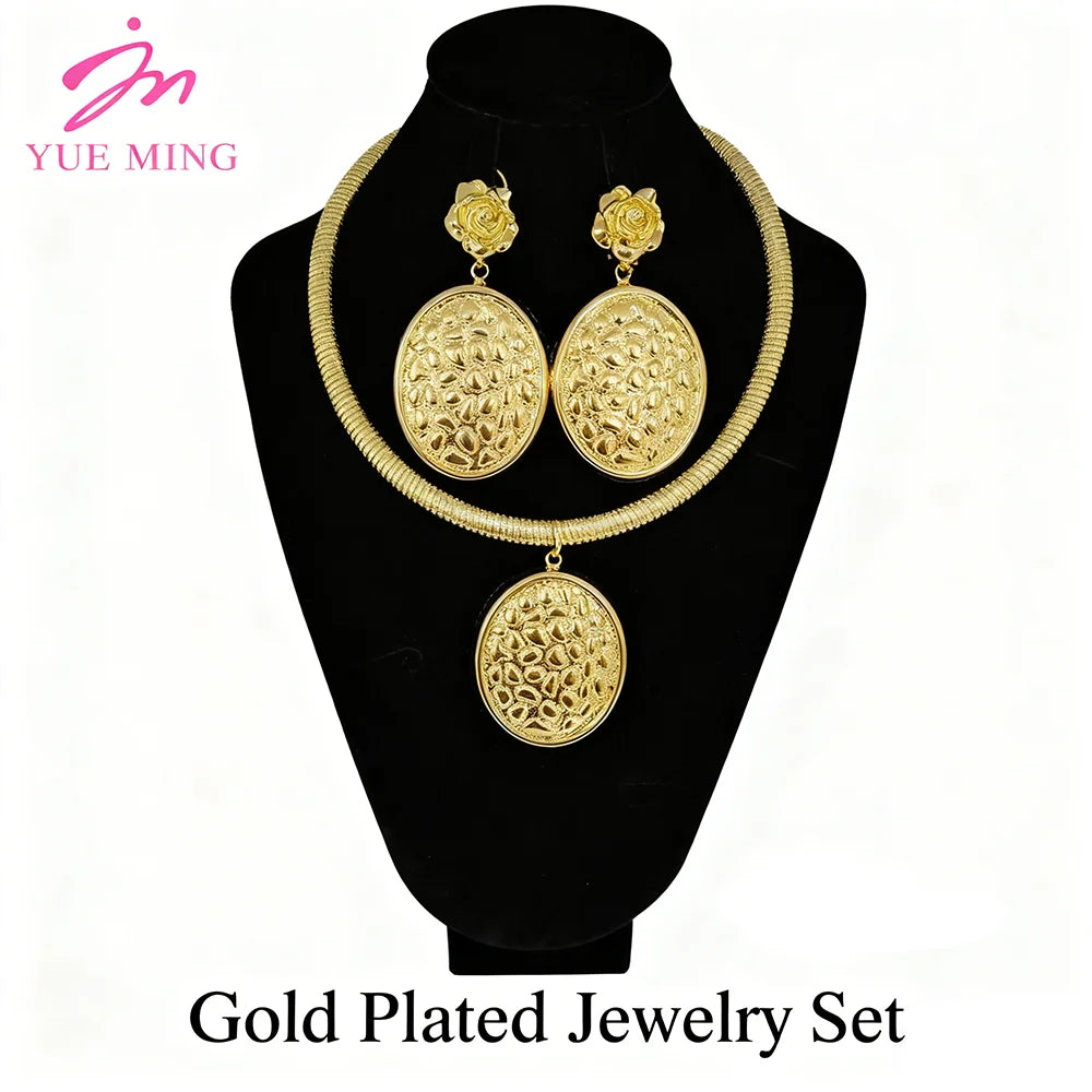 Women Dubai Gold Jewelry Set Sumptuous Wedding Necklace Pendant Premium Gold Plated Bracelet Ring Exquisite Piercing Earrings