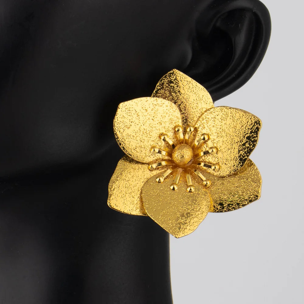 Women's Fashion Trendy Stainless Steel Flower Earrings Vintage Metal Flower Stud Earrings Carnival Party Festival Dressing Gifts