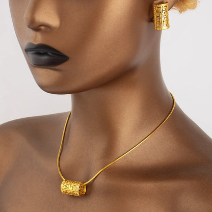 Gold Plated Copper Jewelry Set for Women Vintage Elegant Necklace and Earrings Set Clavicle Chain Romantic Jewelry Gift