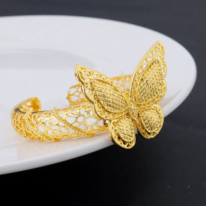Luxury Butterfly Design Jewelry Set for Women Gold Plated Pendant Necklace Earrings Bracelet Ring Weddings Party Accessories