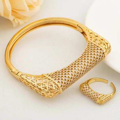 Fashion Charm Zircon Bracelets Ring Ladies Copper Luxury Gold Plated Jewelry Adjustable Ring for Women Wedding Birthday Gifts