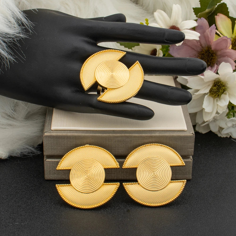 Gold Color Earrings and Finger Ring 2Pcs Set for African New Design Clip Earrings and Large Ring Set Daily Wear Bride Jewellery