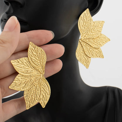 Fashion Drop Earrings for Women Exquisite Geometry Heart Shape Design Earrings Daily Wear Versatile Jewelry Birthday Gifts