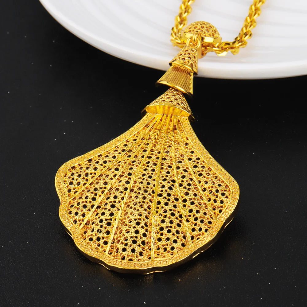 Luxury Gold-Tone Necklace Bracelet Ring Set for Women, Chic High-Sense Chain Jewelry, Elegant Party Gift Box Ready