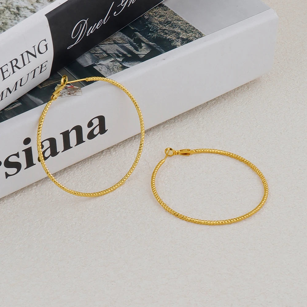 Hot Lady Big Large Circle Hoop Earrings Trendy Exaggerate Simple Geometric Metal Earrings for Women Party Jewelry Gift