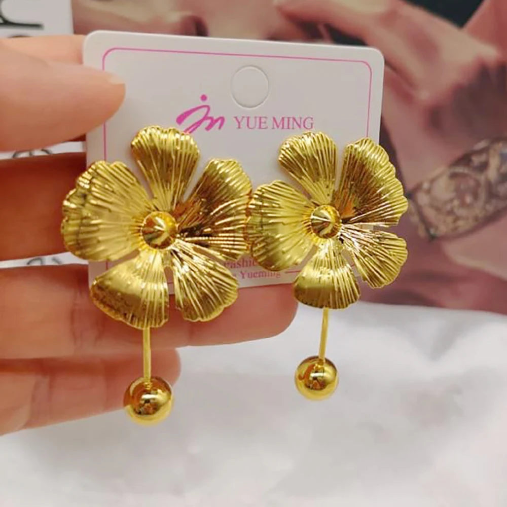 Geometric Zircon Stud Earrings for Women Anti Allergic Stainless Steel Temperament Earrings Daily Statement Jewelry Accessories