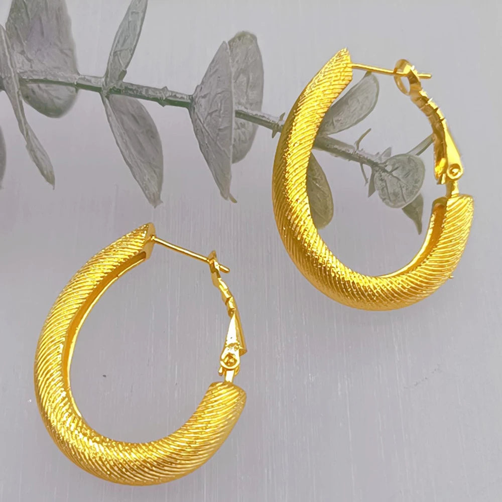 4Sets Fancy Hollow Out Pattern Earrings for Women Metal Style U Shape Circle Earrings Modern Fashion Girls Ear Jewelry Accessory