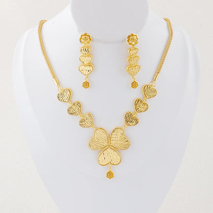 Fashion Jewelry for Women Dubai Pendant Jewelry Love Shape Earrings Necklace Set African Gold Bridal Jewelry Wedding Party