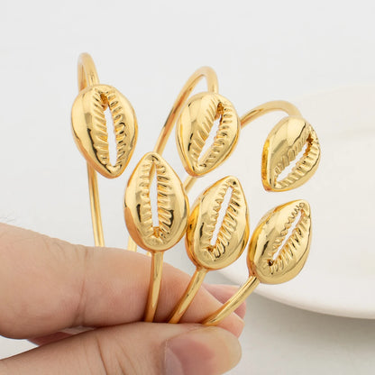 Simple Vintage Water Drop Open Cuff Bangles for Women 2025 Trend Shell Jewellery Geometric Arm Bracelet Aesthetic Jewelry Gifts