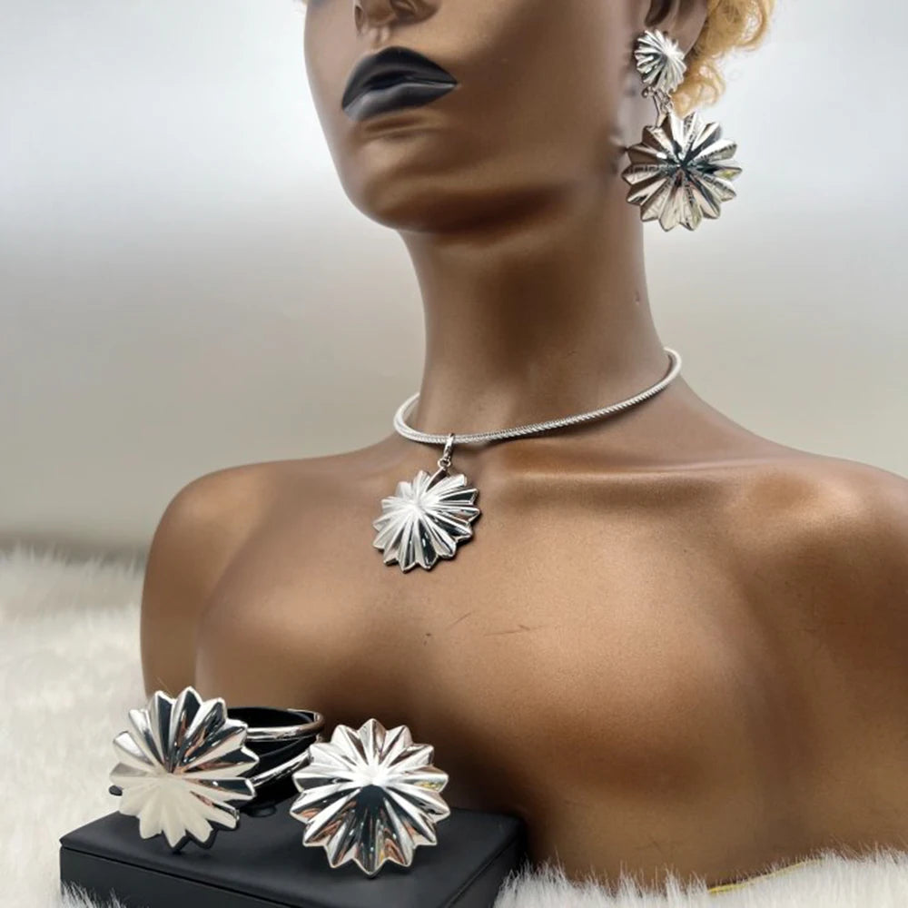 Silver Tone Polygonal Star Jewelry Set: Fine Chain Necklace, Earrings & Ring for Women, Unisex Vintage Daily Party Accessori