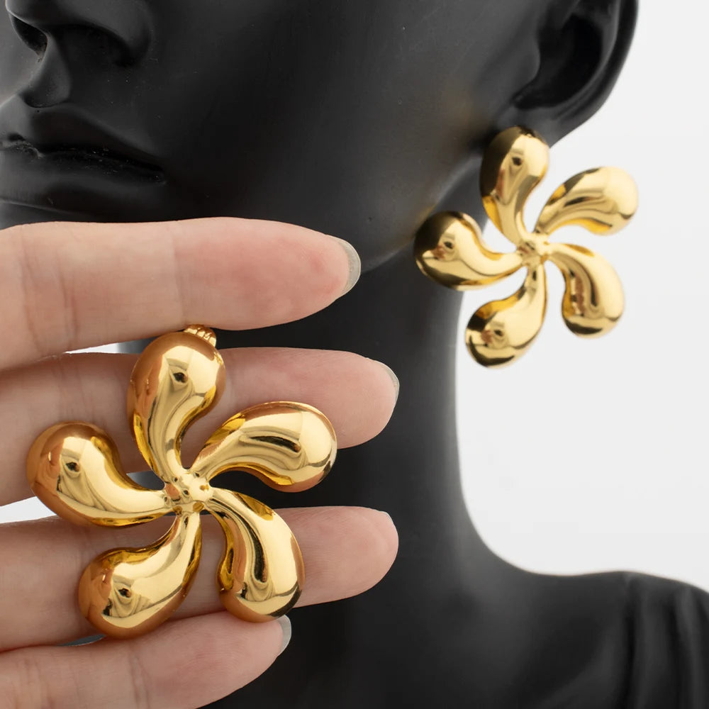 Fashion Drop Earrings for Women Exquisite Geometry Heart Shape Design Earrings Daily Wear Versatile Jewelry Birthday Gifts