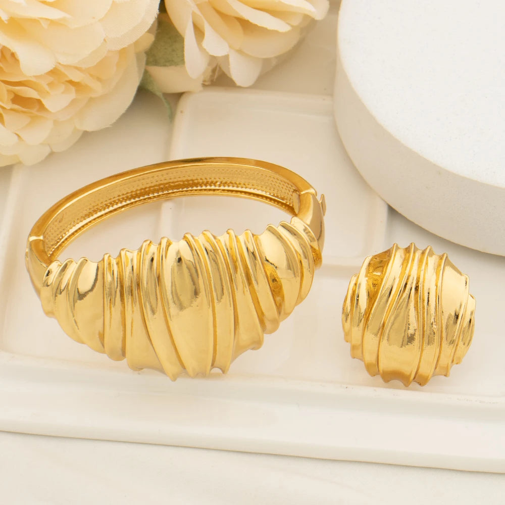 18K Gold Tone Wide Water-Texture Metal Bangle & Open Cuff Ring Set for Women, Chunky Twisted Bracelet, Fashion Jewelry Women Set