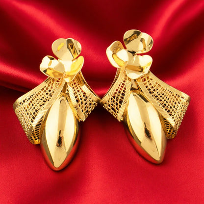 cute bee Shape Earrings Ring Exquisite Stainless Steel Jewelry High Quality Fashion Jewelry Gifts accessories wholesale